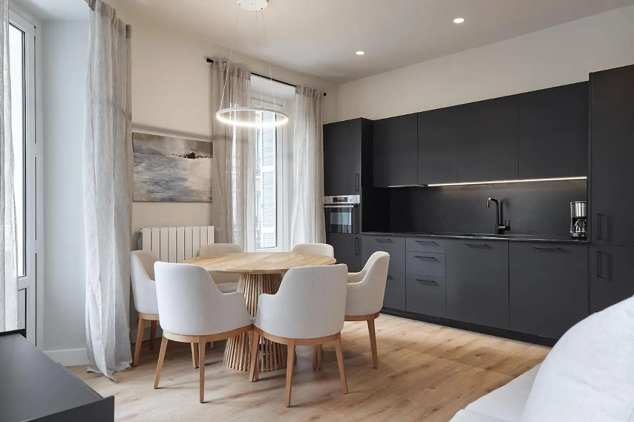 The Rentals Collection - Urbieta II San Sebastian Apartment
