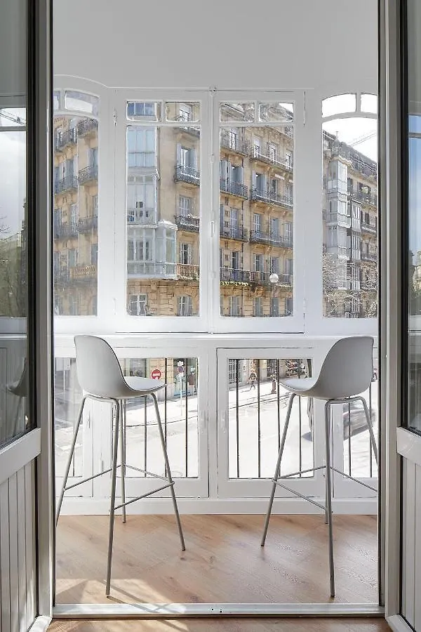 The Rentals Collection - Urbieta II San Sebastian Apartment